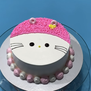 Strawberry Cute kitty Cake