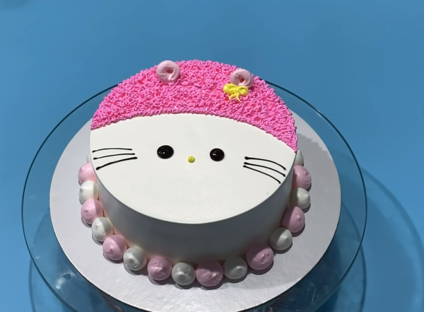 Strawberry Cute kitty Cake