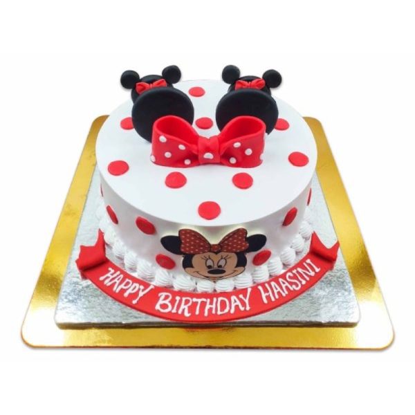 minnie mouse cake